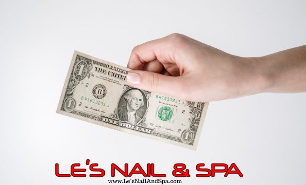Nail-Salon-Cash-Tips